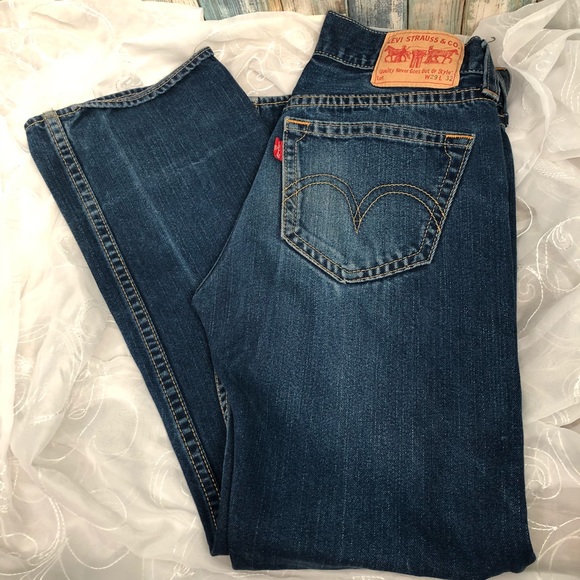 Levi’s Jeans - Picture 2 of 8